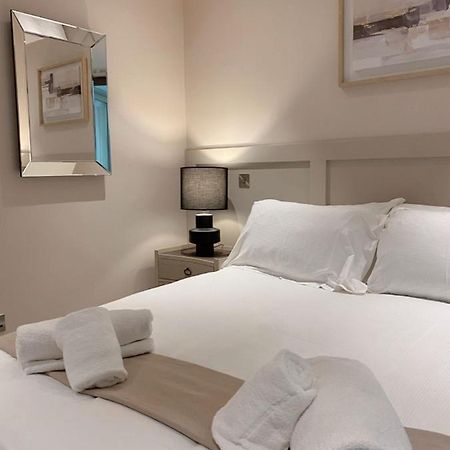 The Farmhouse Retreat At Ryedale House York Esterno foto